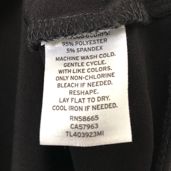 Leith | V-neck Thong Bodysuit - Picture 8 of 10